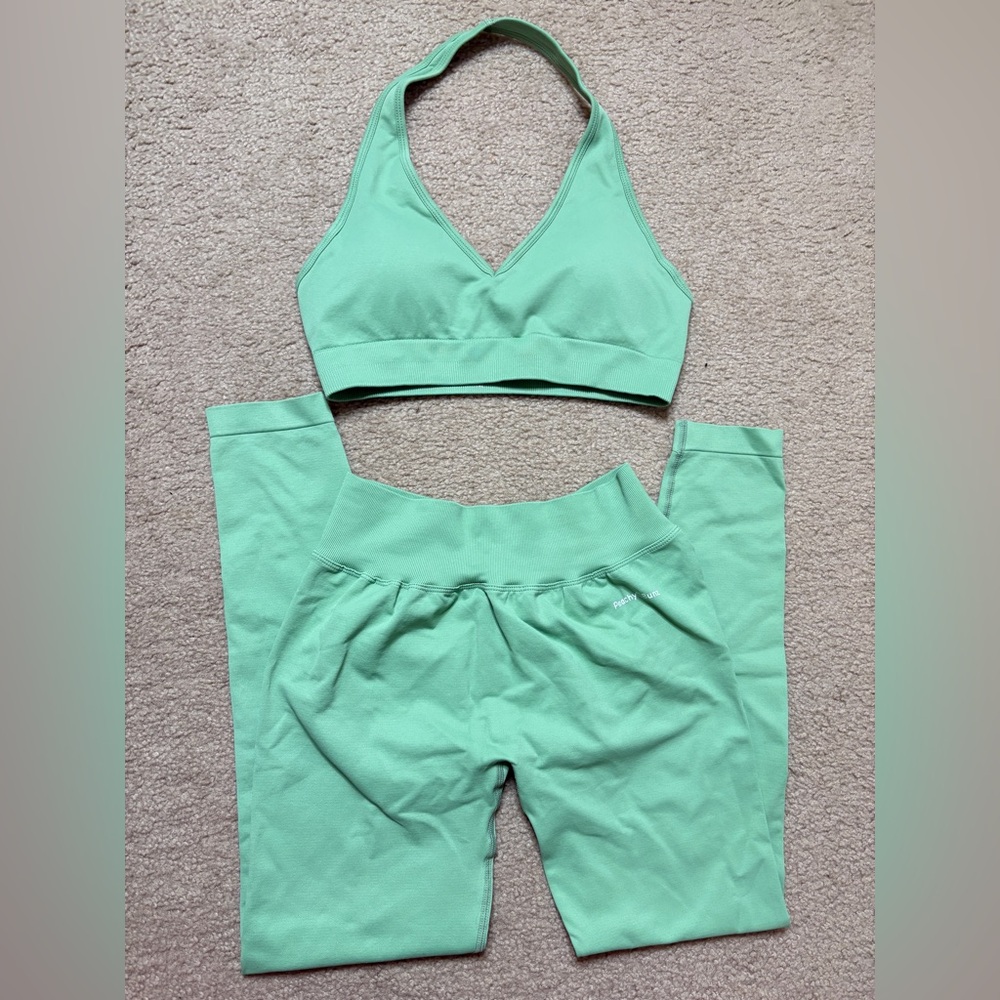 Green Peachy Bunz Workout Set